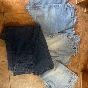 Men’s Levi and wranglers 38x30 lot jeans